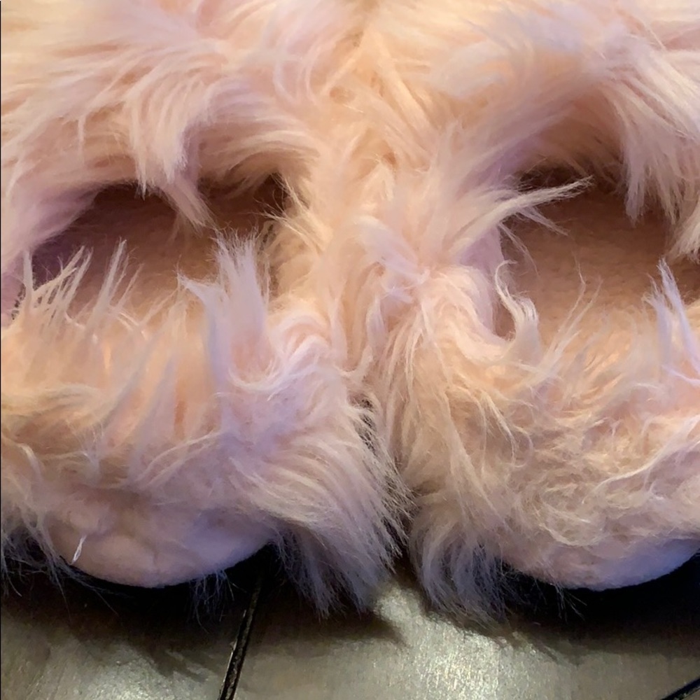 Fluffy Girls Slippers-2/3 - Picture 3 of 4